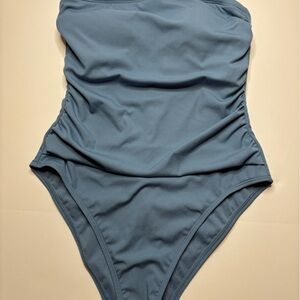 NWOT Shade & Shore Women's Blue Ribbed Bandeau Cheeky One Piece Bathing Suit M